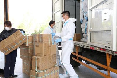 愛心傳遞，企業(yè)擔(dān)當(dāng) 日送三千包子與萬斤蔬菜，免費(fèi)援助暖人心